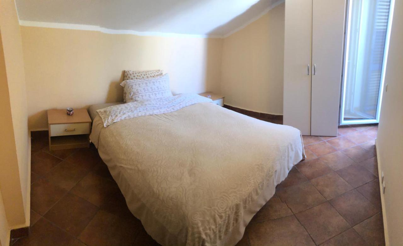 Rafailovici Holiday Apartments Εξωτερικό φωτογραφία