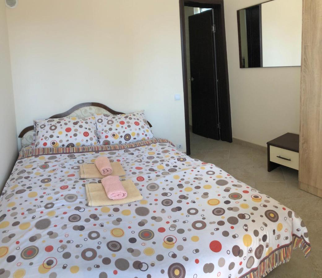 Rafailovici Holiday Apartments Εξωτερικό φωτογραφία
