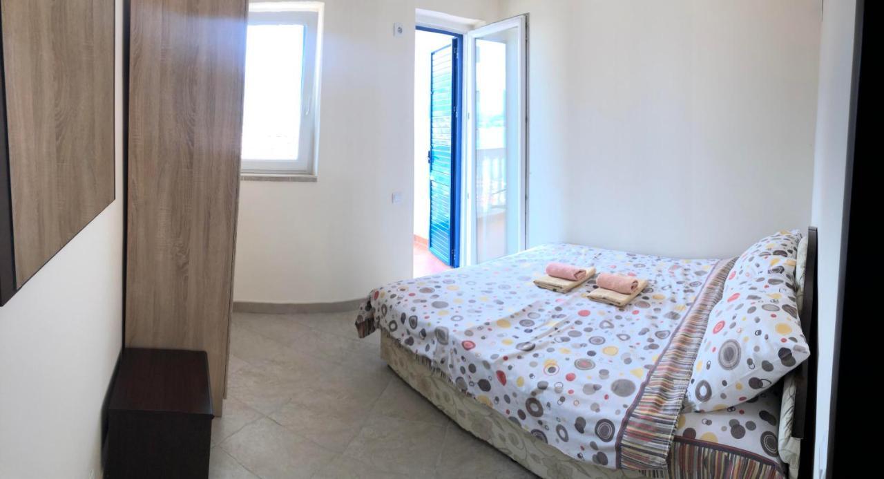 Rafailovici Holiday Apartments Εξωτερικό φωτογραφία
