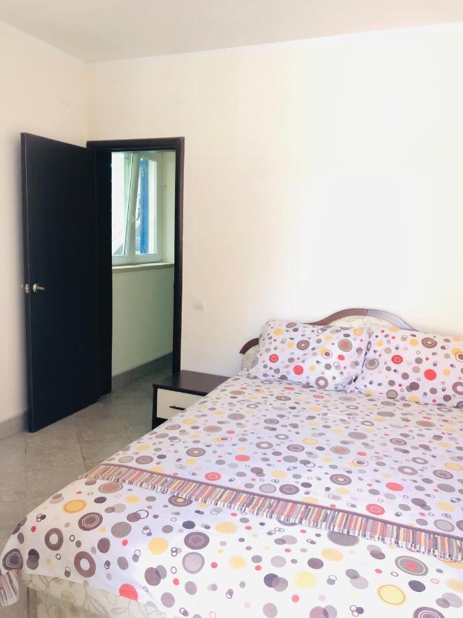 Rafailovici Holiday Apartments Εξωτερικό φωτογραφία