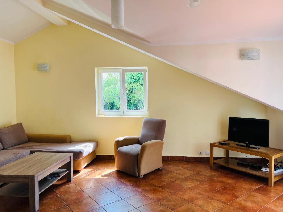 Rafailovici Holiday Apartments Εξωτερικό φωτογραφία